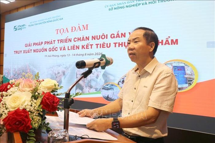 Ông Vũ Bá Công, Phó Giám đốc Sở Nông nghiệp và Môi trường thành phố Hải Phòng phát biểu tại Tọa đàm.