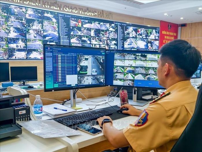 Hình ảnh do UAV ghi nhận được truyền về Trung tâm Thông tin chỉ huy, phục vụ phát hiện, xử lý vi phạm và điều tiết giao thông.