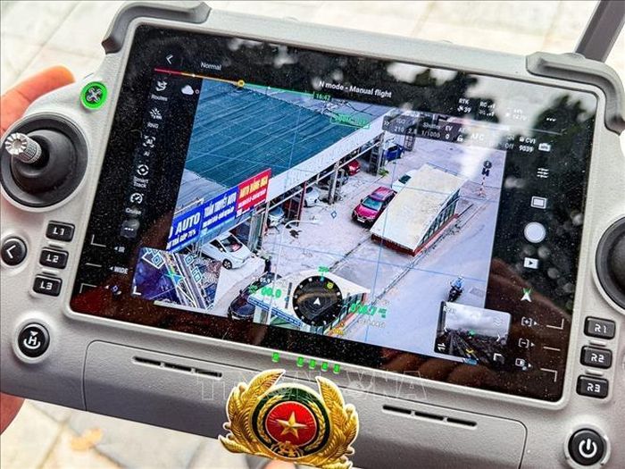 UAV giúp lực lượng chức năng theo dõi phương tiện và phát hiện các dấu hiệu vi phạm từ trên cao.