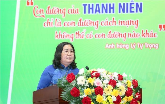 Bà Hồ Thị Hoàng Yến, Phó Bí thư Thường trực Tỉnh ủy Tây Ninh phát biểu tại chương trình.
