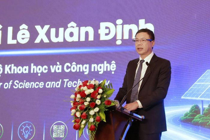 Thứ trưởng Bộ KH&CN Lê Xuân Định phát biểu tại diễn đàn.