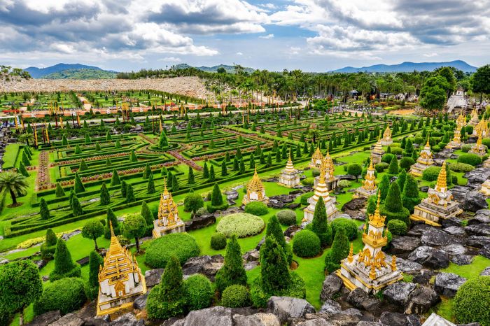 Khách Việt đến Thái Lan thường khám phá văn hóa, thiên nhiên. Ảnh: CTV