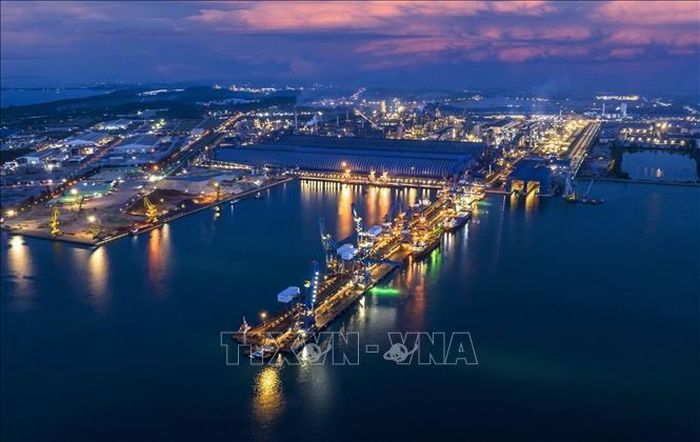 Khu vực các bến cảng Hòa Phát trong Khu kinh tế Dung Quất. Ảnh: TTXVN phát