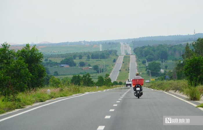Đoạn từ đầu tuyến giao với Quốc lộ 1 đến cầu Suối Nhum, với chiều dài khoảng 17,8km đã đưa vào khai thác.