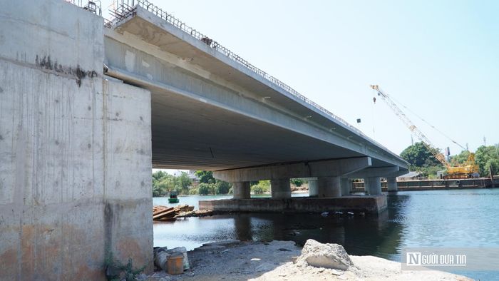Dự án Cầu văn thánh, đi qua các phường Tiến Thành và Bình Thuận.