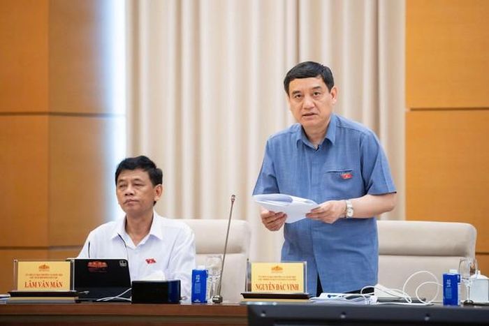 Chủ nhiệm Uỷ ban Văn hoá và Xã hội Nguyễn Đắc Vinh (Ảnh: Media Quốc hội).