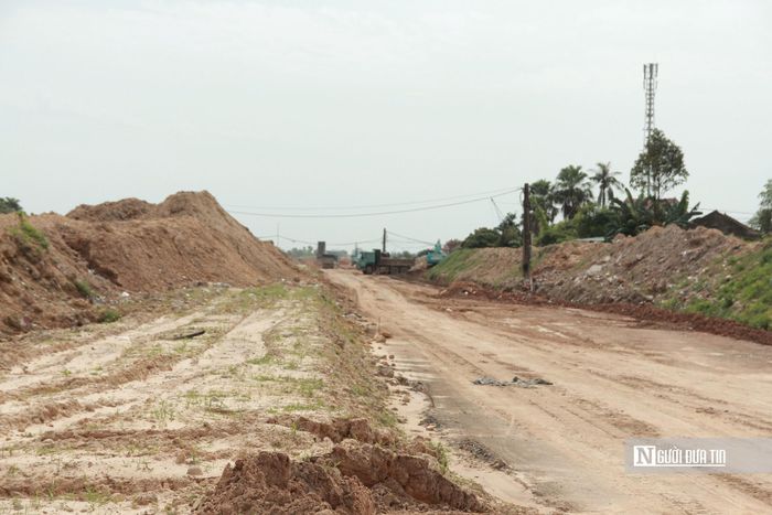 Dự án đường Xô Viết Nghệ Tĩnh kéo dài về phía Đông được UBND tỉnh Hà Tĩnh phê duyệt tại Quyết định số 572/QĐ-UBND ngày 1/3/2024, với tổng mức đầu tư 1.498 tỷ đồng.