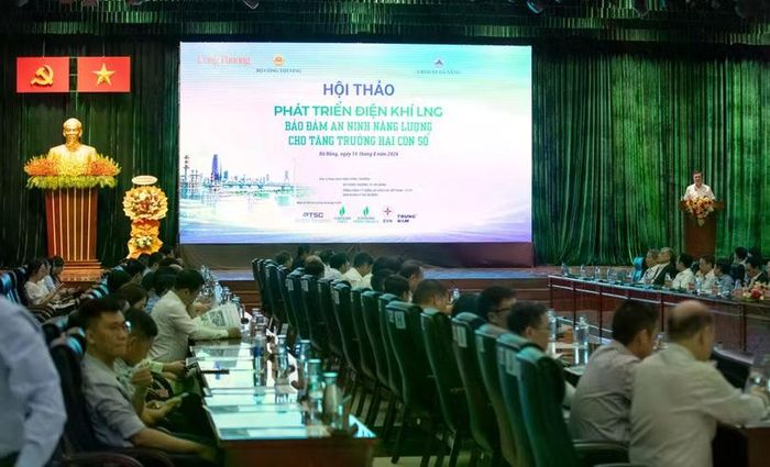 Quang cảnh Hội thảo quốc gia về phát triển điện khí LNG diễn ra ngày 14/8 tại Đà Nẵng. Ảnh XM.