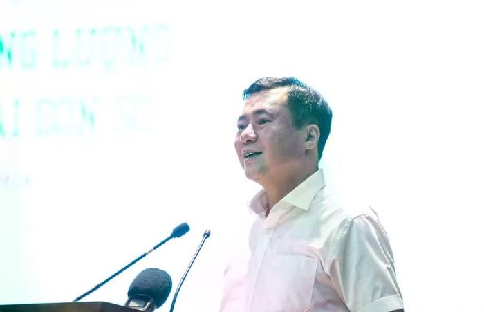 Ông Nguyễn Sinh Nhật Tân, Thứ trưởng Bộ Công thương phát biểu khai mạc hội thảo. Ảnh XM.