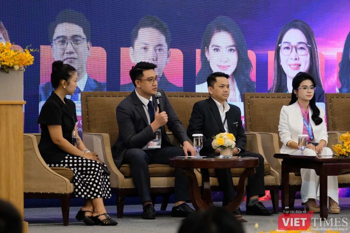 Ông Đỗ Duy Quang, Giám đốc Công nghệ Mobifone Global, đề xuất mô hình kết hợp giữa hạ tầng riêng và điện toán đám mây khi triển khai AI. Ảnh: Thượng Tâm.