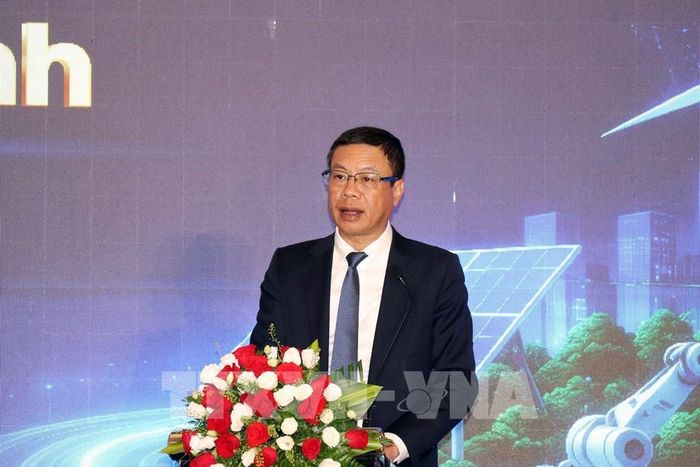 Thứ trưởng Bộ Khoa học và Công nghệ Lê Xuân Định phát biểu khai mạc Diễn đàn. Ảnh: Tiến Lực - TTXVN