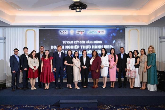 Diễn đàn do Hội đồng Doanh nhân nữ Việt Nam thuộc Liên đoàn Thương mại và Công nghiệp Việt Nam (VCCI) phối hợp với Quỹ Châu Á, Hội Nữ doanh nhân tỉnh Quảng Ninh trong khuôn khổ Chương trình Quỹ An Ninh mạng châu Á – Thái Bình Dương (ACF) tổ chức. Ảnh: Ngọc Quỳnh/Bnews/vnanet.vn