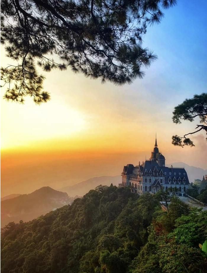Tam Đảo hùng vĩ và nên thơ. Ảnh: Internet 
