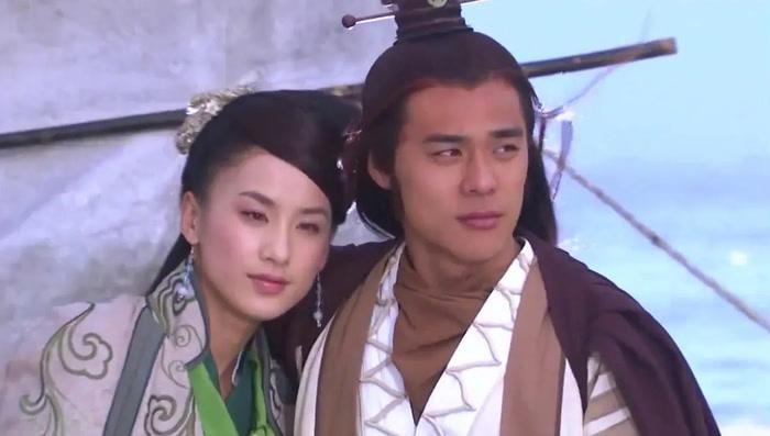 Không có một đám cưới, cũng chẳng có cuộc đoàn tụ ở cuối hành trình, Viên Thừa Chí và A Cửu chỉ có thể giữ lại tình yêu trong ký ức độc giả Kim Dung.