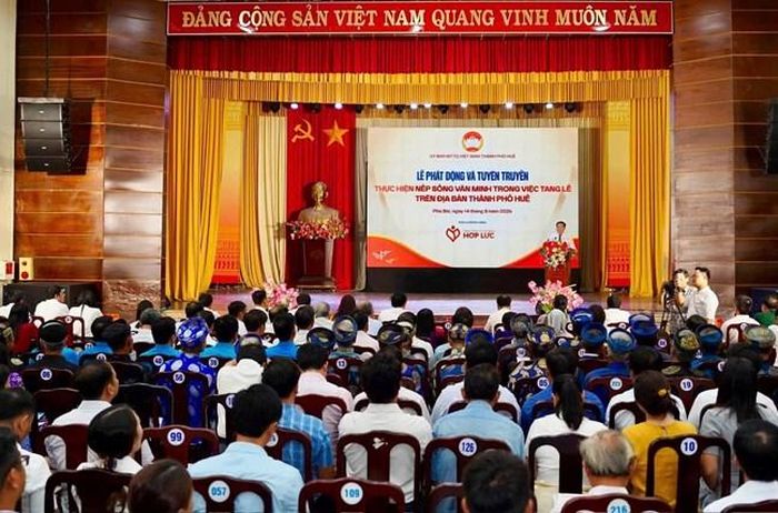 Quang cảnh lễ phát động