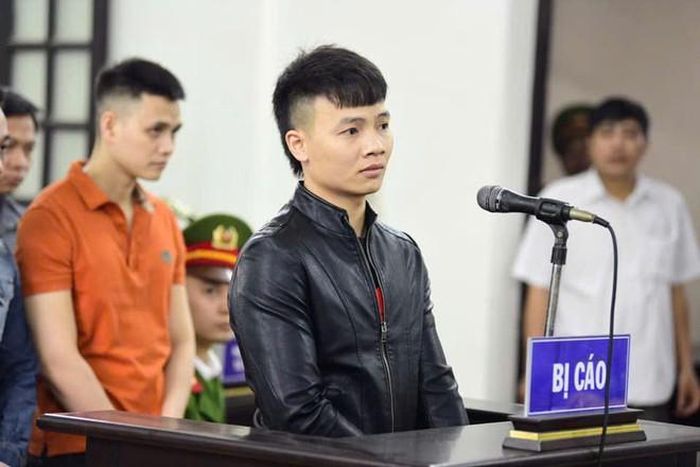 Sự tung hô trên mạng xã hội vô tình góp phần biến một số nhân vật lệch chuẩn thành “idol” trong mắt một bộ phận giới trẻ