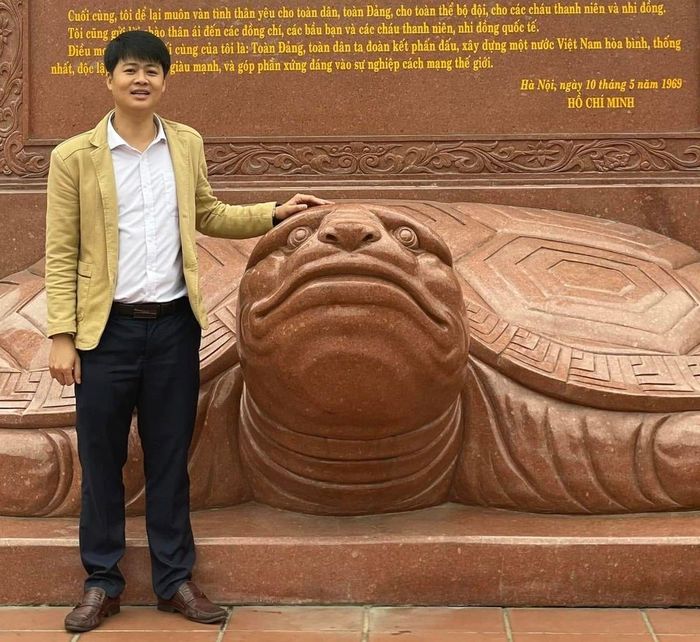 Thầy Nguyễn Mạnh Quang, giáo viên Trường THPT Quỳnh Thọ.