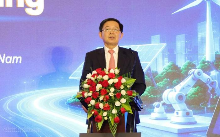 Phó Thủ tướng đề nghị Bộ KH&CN hoàn thành và đưa vào vận hành bộ chỉ tiêu đo lường năng suất ở cấp nền kinh tế, cấp ngành, địa phương và doanh nghiệp - Ảnh: chinhphu.vn/Gia Huy