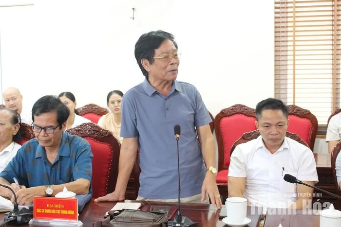 Đại diện các cơ quan báo chí phát biểu ý kiến tại hội nghị.