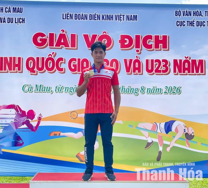 Nguyễn Hữu Dương ghi dấu ấn với tấm HCV ở nội dung 8 môn phối hợp nam.