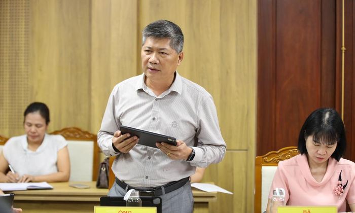 Đại diện lãnh đạo Sở Khoa học và Công nghệ phát biểu ý kiến.