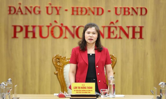 Đồng chí Lâm Thị Hương Thành phát biểu tại cuộc giám sát.