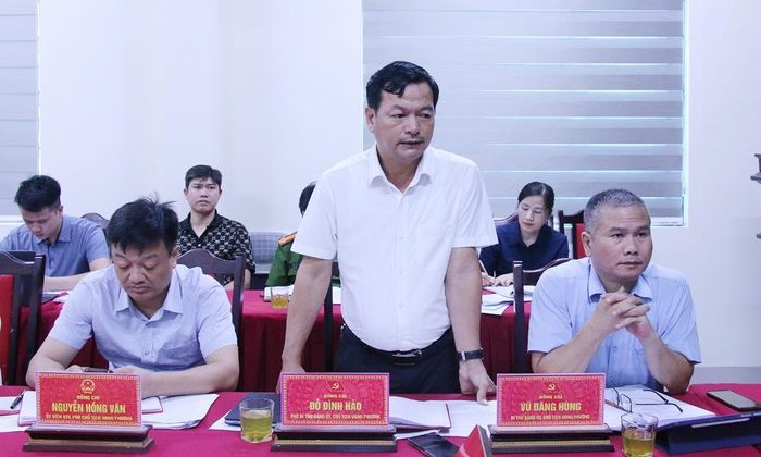 Lãnh đạo UBND phường Ninh Xá giải trình làm rõ một số nội dung.