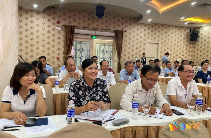 Hội nghị tập huấn thu hút đông đảo đại biểu tham gia. Ảnh: KHÁNH LINH