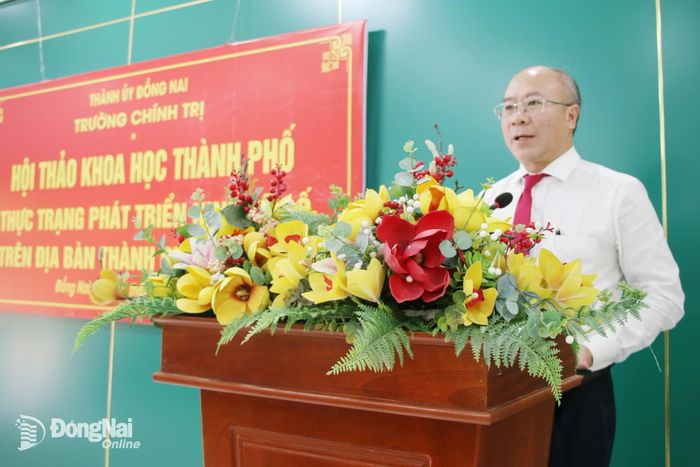 Phó Giám đốc Sở Khoa học và Công nghệ thành phố Đồng Nai Nguyễn Minh Quang phát biểu bế mạc hội thảo. Ảnh: Hải Quân