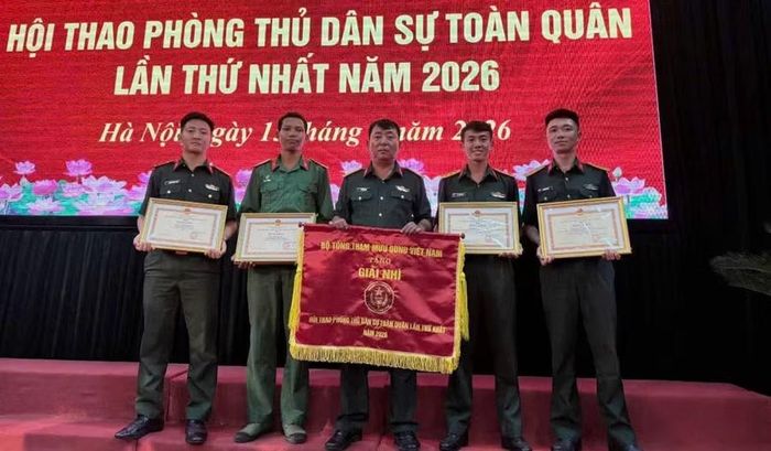  Đoàn vận động viên của Quân đoàn 34 đạt giải nhì toàn đoàn tại hội thao. Ảnh: ĐVCC 