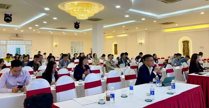  Hội thảo nhằm tăng cường kết nối giữa cơ quan quản lý nhà nước với doanh nghiệp và các đơn vị cung cấp giải pháp công nghệ. Ảnh: Vũ Thảo 