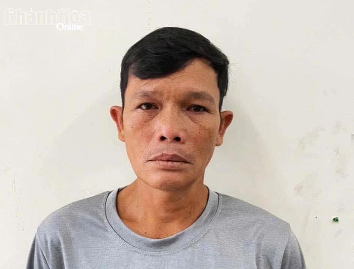 Đối tượng Nguyễn Văn Hòa tại cơ quan công an.