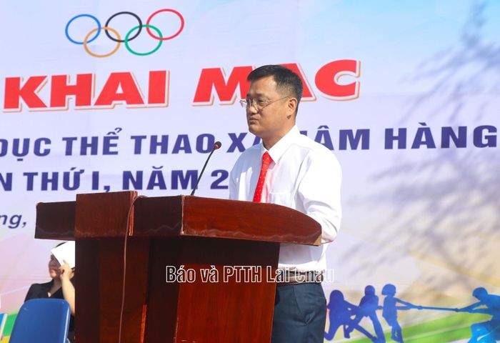 Đồng chí Vũ Văn Thành – Phó Chủ tịch UBND xã, Trưởng Ban Tổ chức đại hội phát biểu khai mạc đại hội.