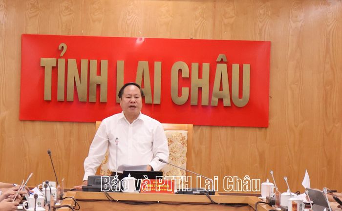 Đồng chí Tống Thanh Hải - Phó Chủ tịch Thường trực UBND tỉnh, Trưởng Ban Chỉ đạo tỉnh phát biểu chỉ đạo tại hội nghị.
