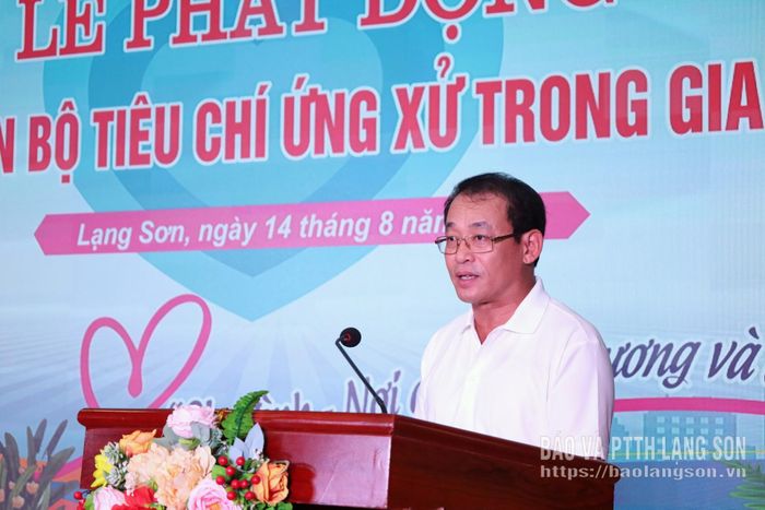 Giám đốc Sở Văn hóa, Thể thao và Du lịch tỉnh phát động thực hiện bộ tiêu chí
