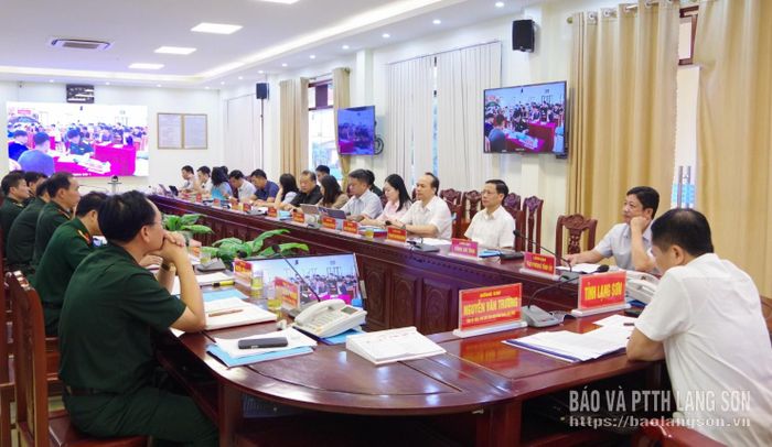Các đại biểu dự hội nghị tại điểm cầu Bộ CHQS tỉnh Lạng Sơn