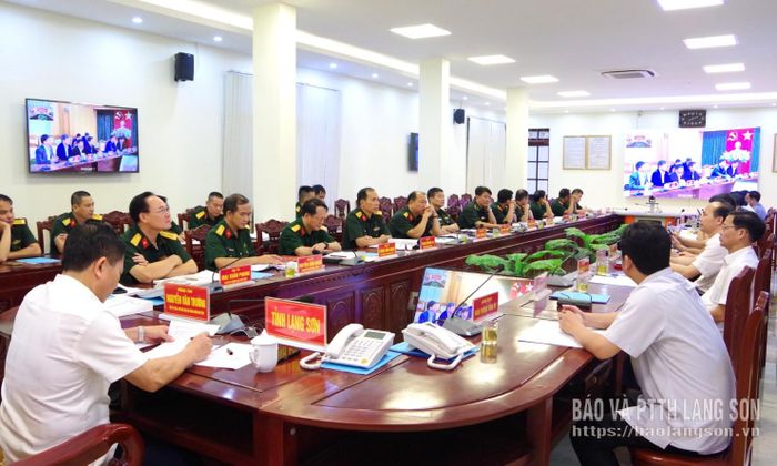 Các đại biểu dự hội nghị tại điểm cầu Bộ CHQS tỉnh Lạng Sơn