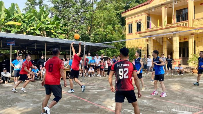 Các vận động viên tranh tài tại giải.