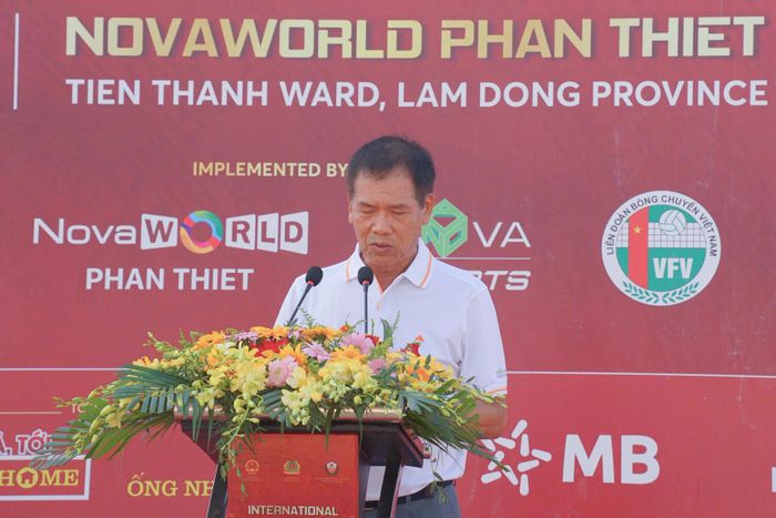 Ông Trần Đức Phấn, Phó Chủ tịch Hiệp hội Thể thao Công an nhân dân Việt Nam phát biểu tại lễ khai mạc