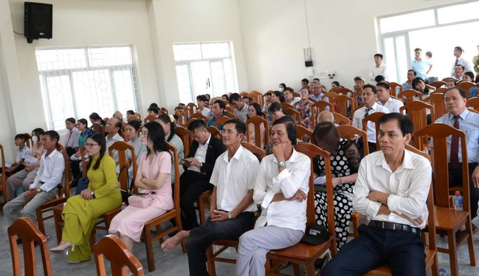 Đông đảo người dân phường Mũi Né tham gia ngày hội