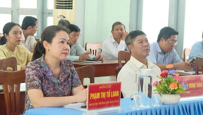 Đại biểu tham dự buổi công bố Quy hoạch chung xã Hàm Thuận đến năm 2050