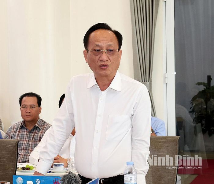Đồng chí Phạm Văn Thiều, Phó Bí thư Tỉnh ủy, Chủ tịch HĐND tỉnh Cà Mau phát biểu tại buổi làm việc.