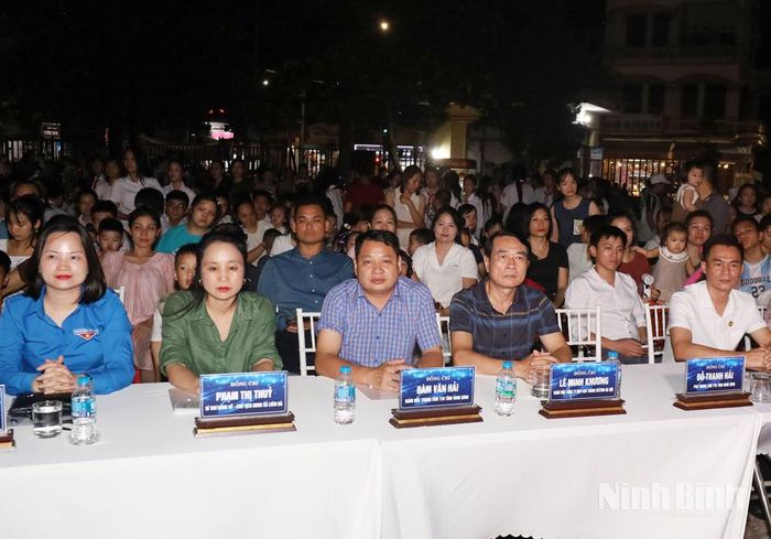 Các đại biểu dự Gala.