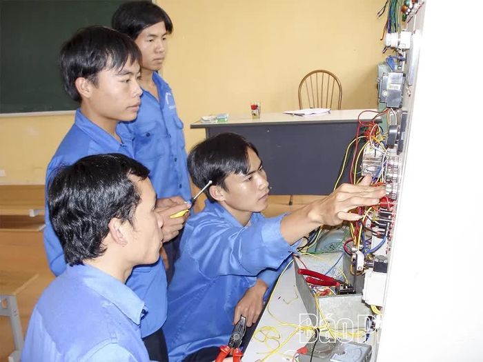 Tại các trung tâm giáo dục nghề nghiệp - giáo dục thường xuyên, học viên được đào tạo chuyên sâu để đáp ứng nhu cầu tuyển dụng của doanh nghiệp.