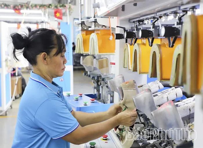Nhiều lao động ở độ tuổi ngoài 40 tìm được việc làm phù hợp tại Công ty TNHH Thiên Diệu.