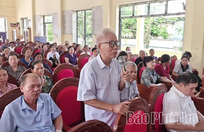 Cử tri thẳng thắn kiến nghị các vấn đề cấp thiết về đất đai, hạ tầng và môi trường.