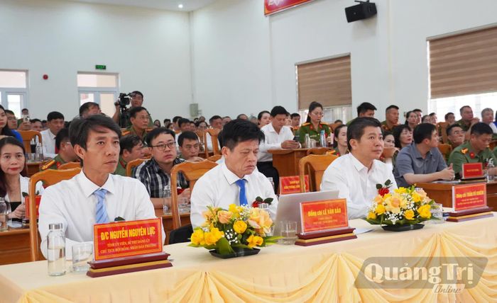 Các đại biểu dự ngày hội - Ảnh: X.P