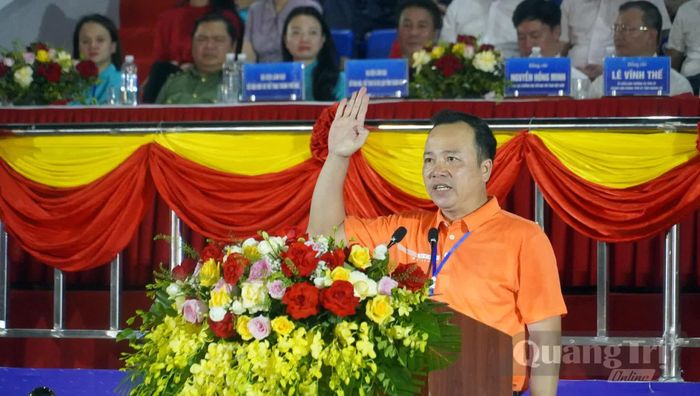 Đại diện trọng tài tuyên thệ - Ảnh: N.M