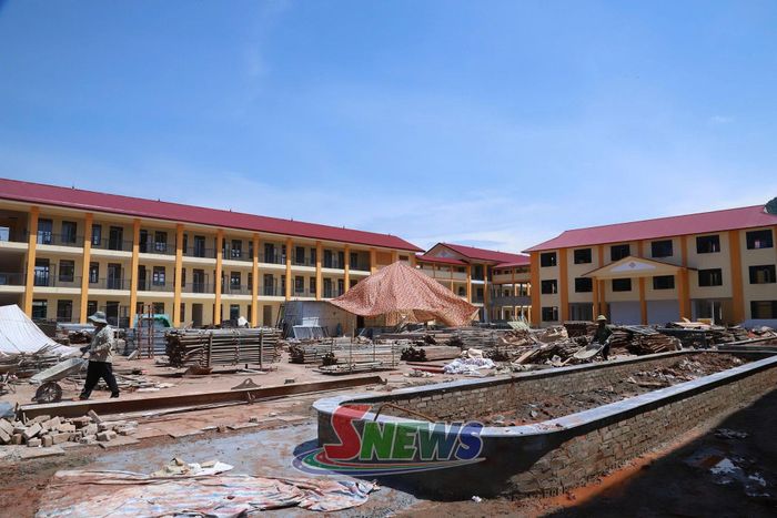 Thi công Trường nội trú liên cấp TH-THCS Chiềng Sơn.