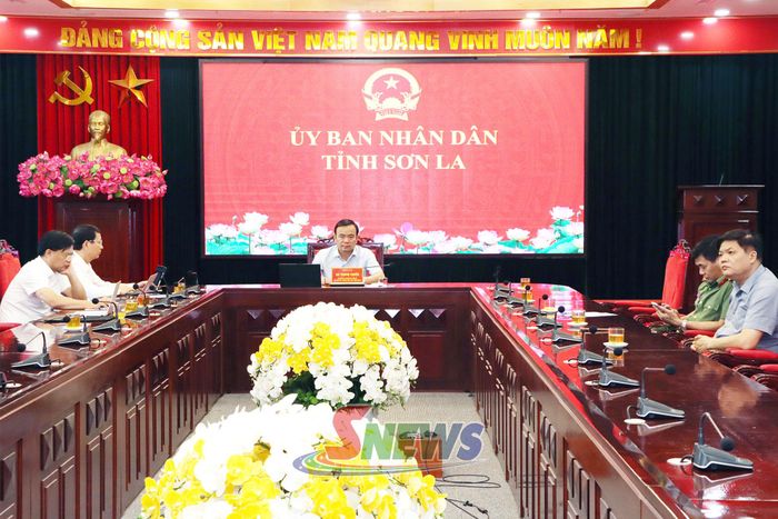 Các đại biểu dự Hội nghị trực tuyến tại điểm cầu tỉnh Sơn La.